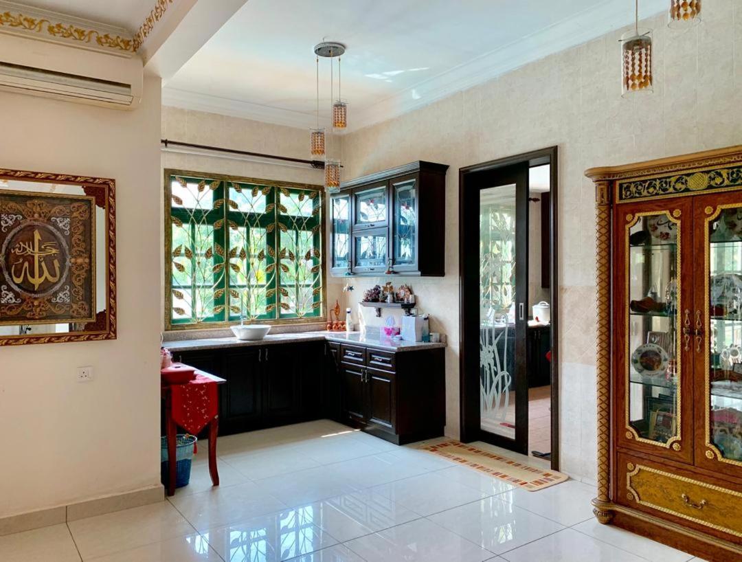 Villa Shamir Sepang Extérieur photo